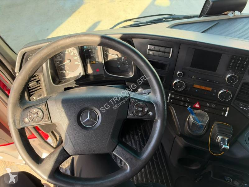 Mercedes 1845 tractor unit