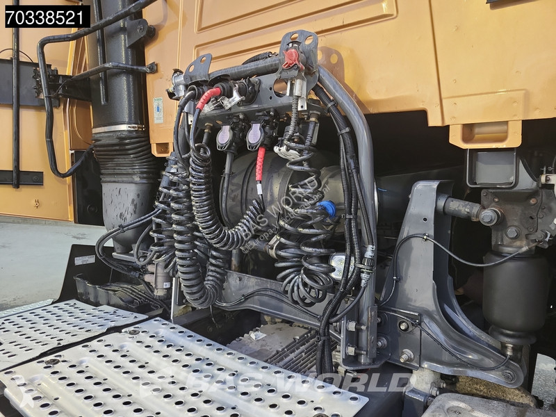 Renault T 480 4X2 HIGH 2xTanks Alcoa's...