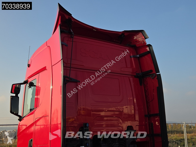 Scania 4X2 Mega Retarder 2x Tanks ACC tractor unit