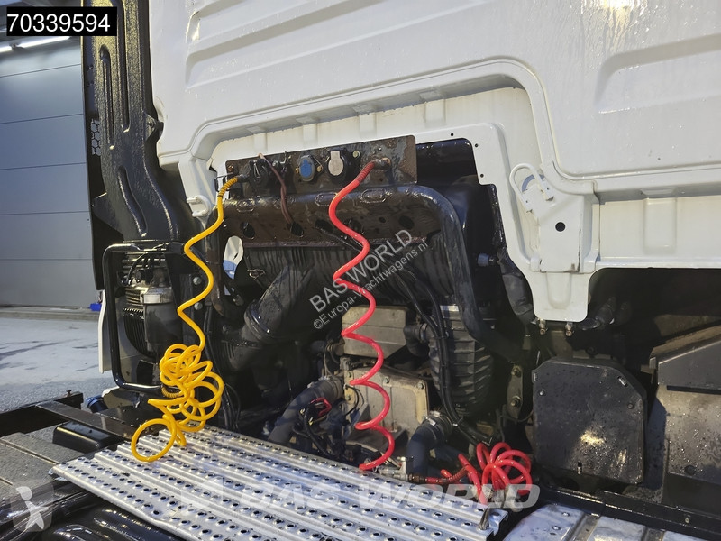 MAN 33.580 6X4 XLX Retarder 2xTanks ACC tractor...