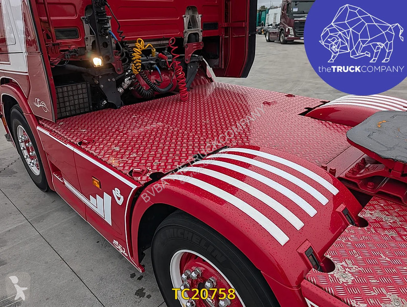 Scania 520 tractor unit