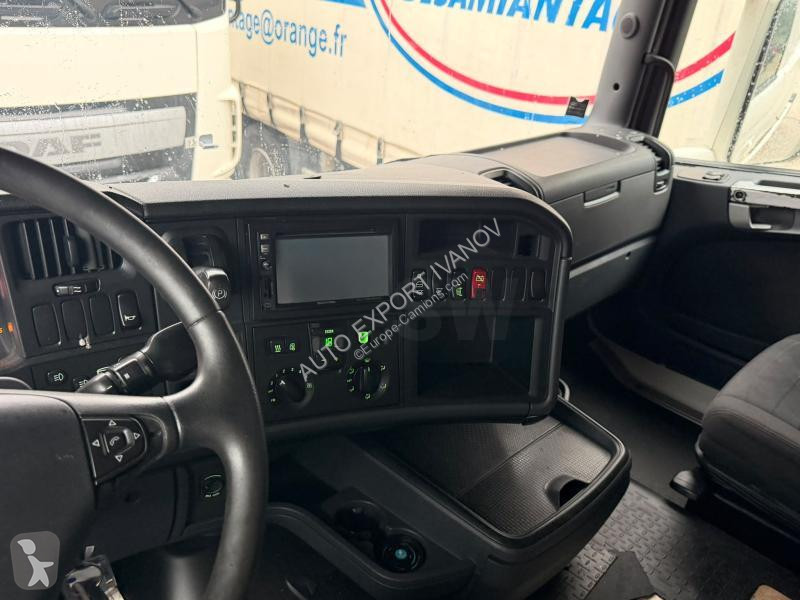 Tahač Scania 500