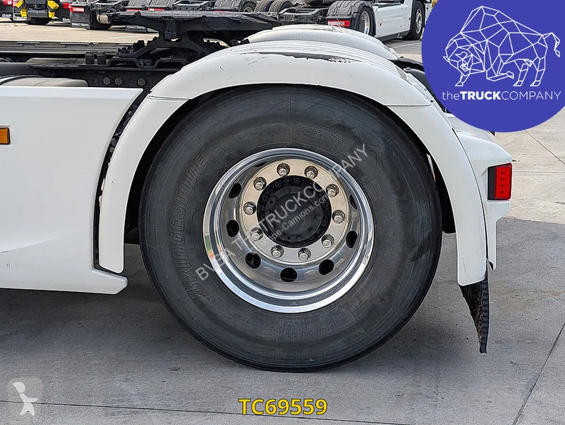Traktor Scania 500