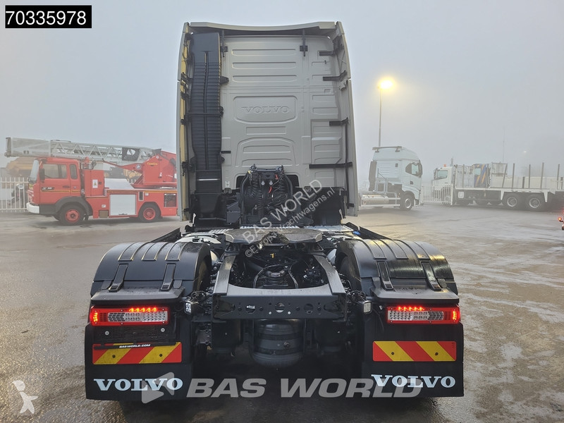 Cabeza tractora Volvo 500  4X2 XL Retarder 2x...