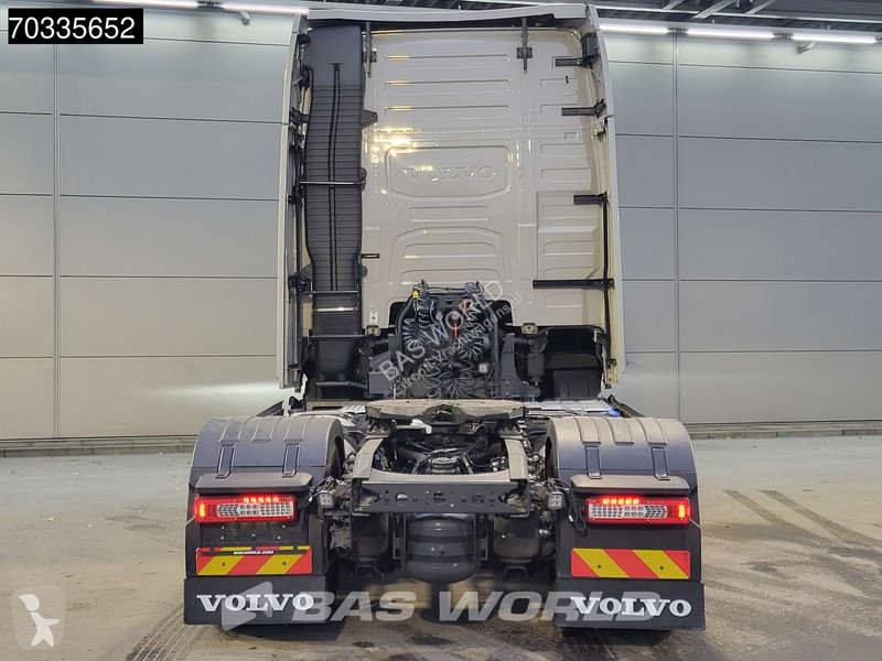 Cabeza tractora Volvo 500  4X2 XL Retarder 2x...