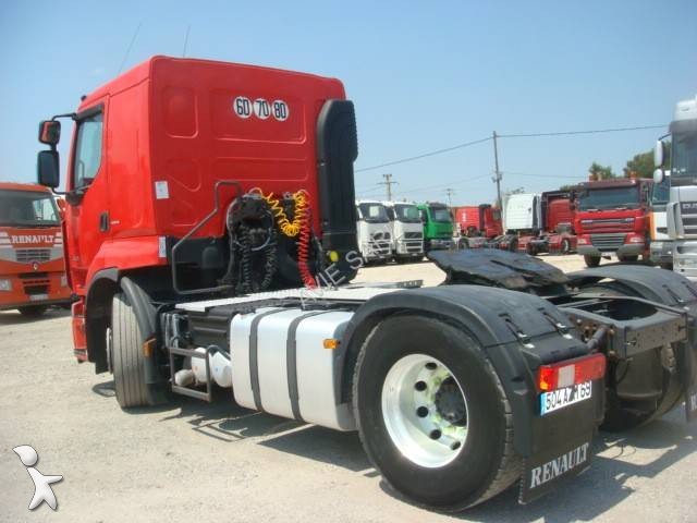 Tahač Renault