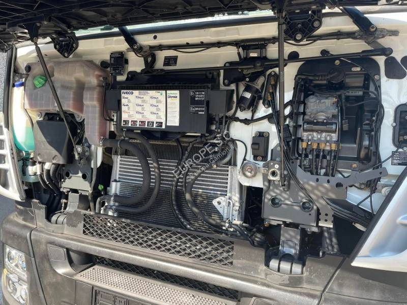 Cabeza tractora Iveco