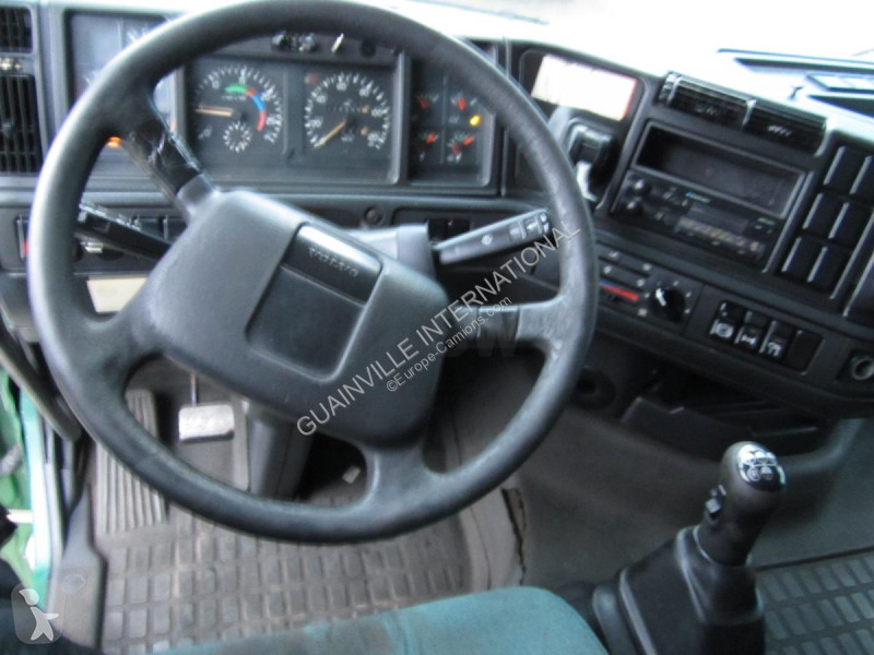 Tracteur Volvo 380