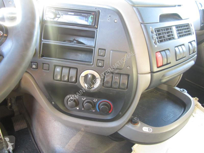 Tracteur DAF 460