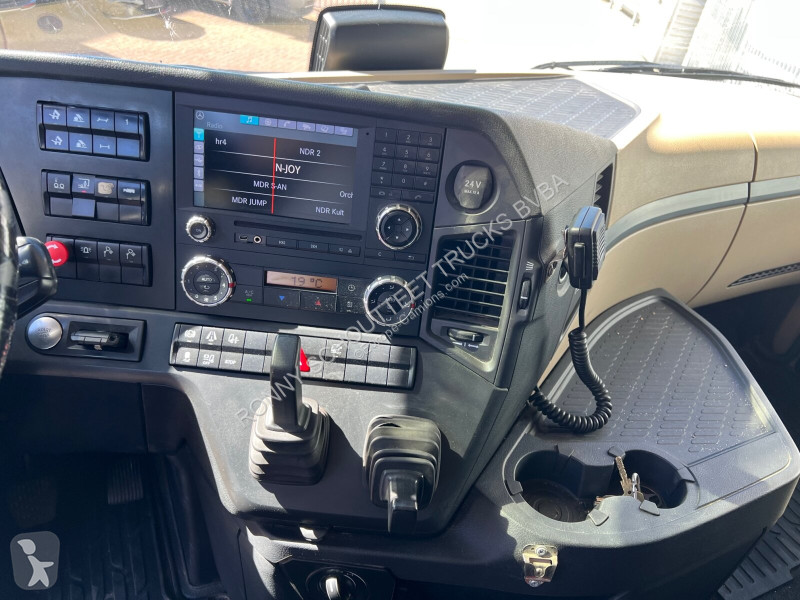 Tractor Mercedes Arocs 3358 LS 6x4 Arocs 3358...