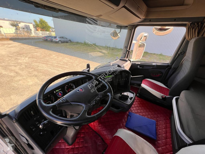 Tracteur Scania 490