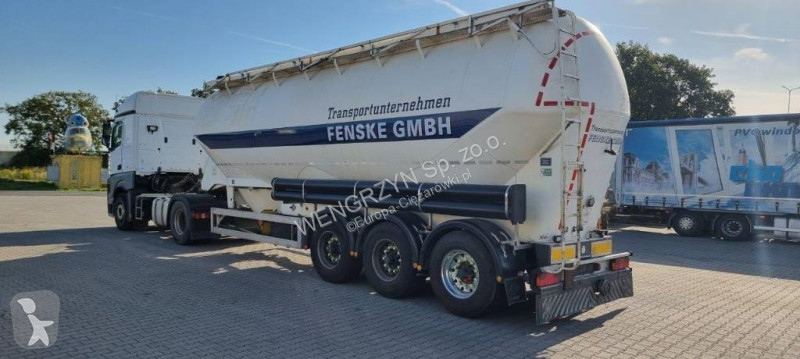 Conjunto rodoviário  Zestaw Mercedes Benz...
