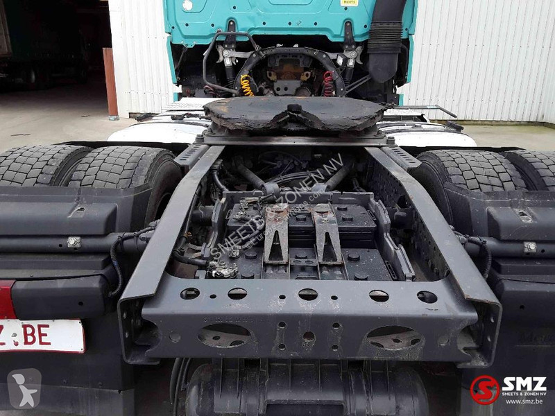 جرار Mercedes 1840 problem cilinderhead