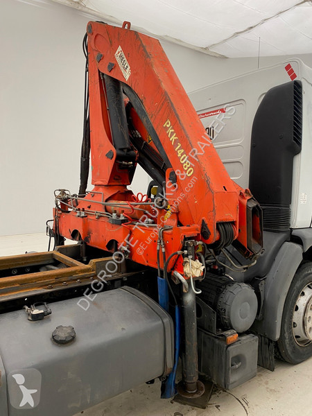 Traktor Renault 320 DCi