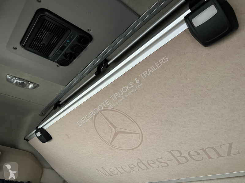 Traktor Mercedes 1845 BigSpace