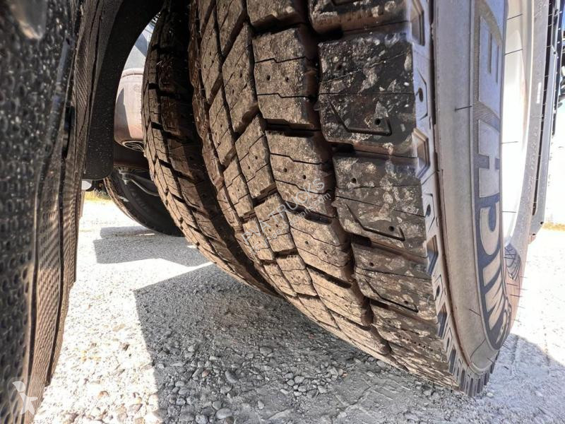 Tracteur Iveco 460 CNG