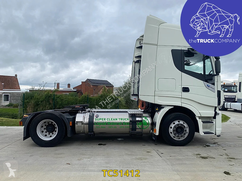 Traktor Iveco 440 S40