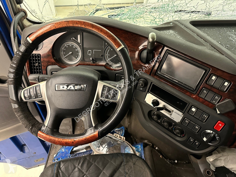 Tahač DAF 510 Super Space Cab