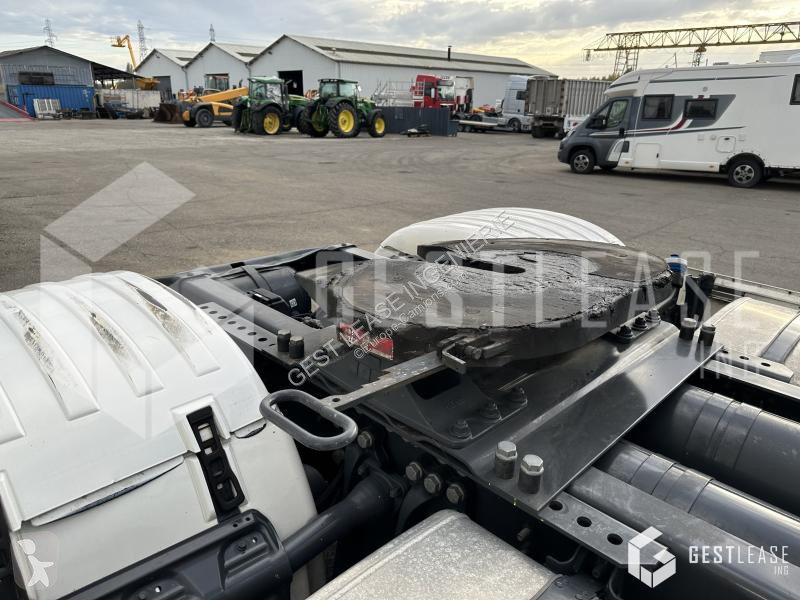 Traktor Scania 500