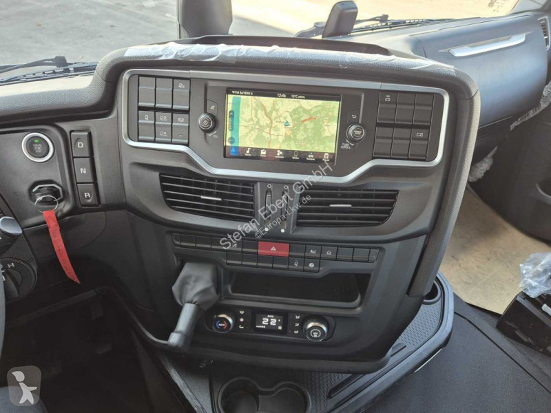 Traktor Iveco AS440X49T/P ON 4x4 HI-TRACTION...