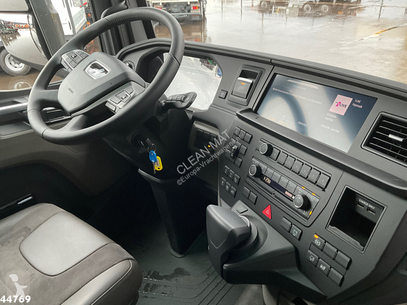 Tractor MAN 26.580 6x4 Euro 6 Retarder Hiab 30...