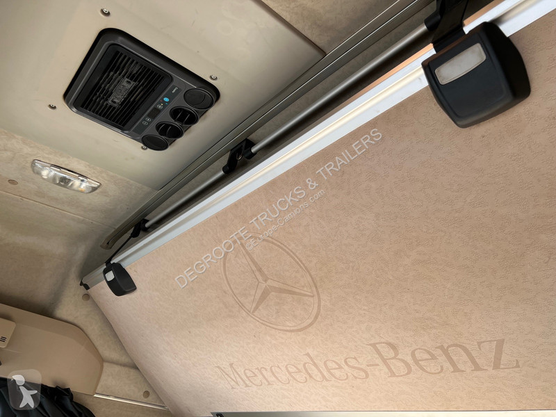 Trekker Mercedes 1845 Bigspace