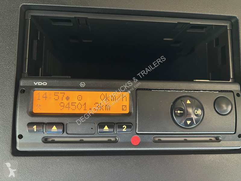 Traktor Mercedes 1845 BigSpace