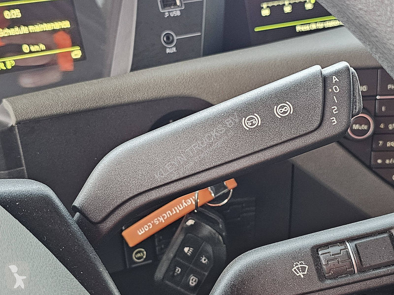 Tahač Volvo FH  PTO 2X TANK VEB+ IPC