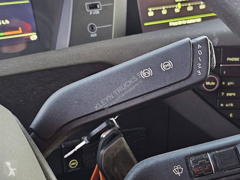 جرار Volvo 420 VOITH RET. LEATHER
