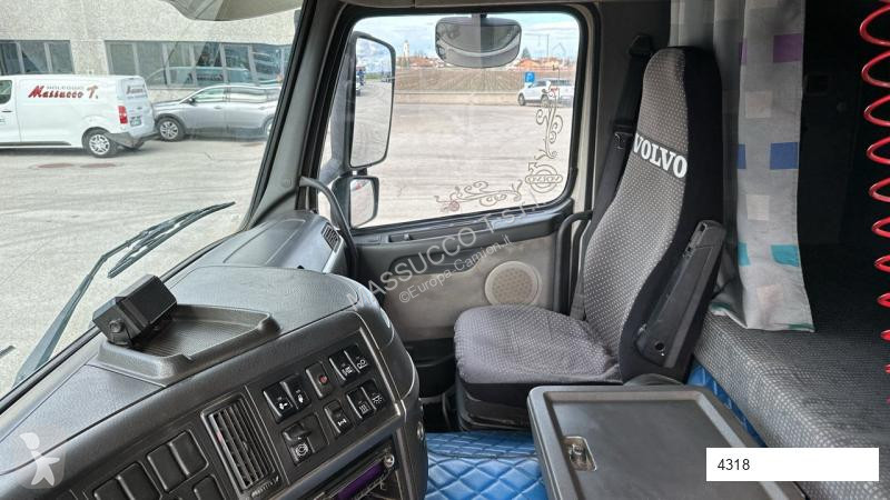 Traktor Volvo FM 9 4x2