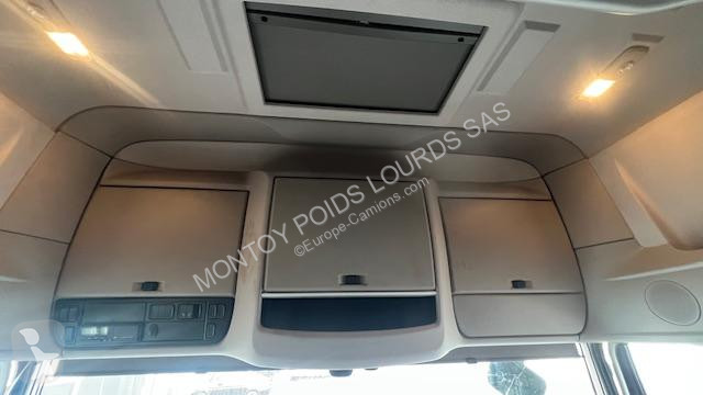 Tracteur DAF 530