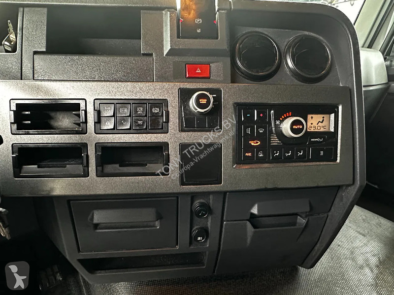 Traktor Renault T460 4X2 Tractor-unit...