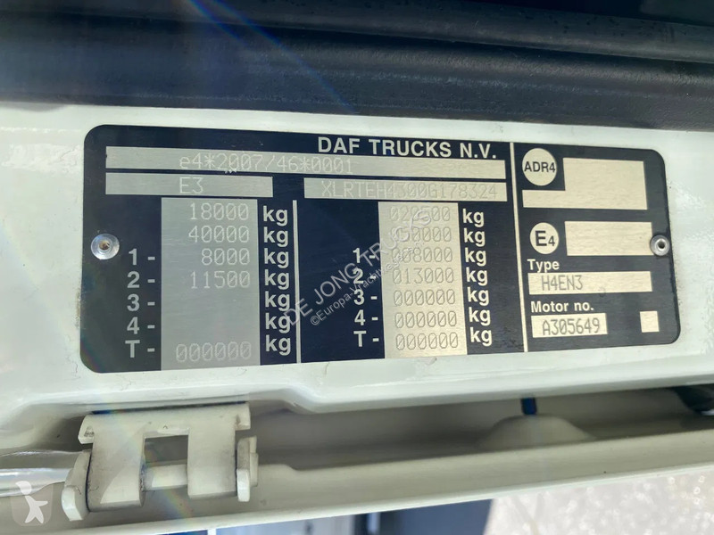 Traktor DAF 106460 SSC / Retarder / 2x Tank