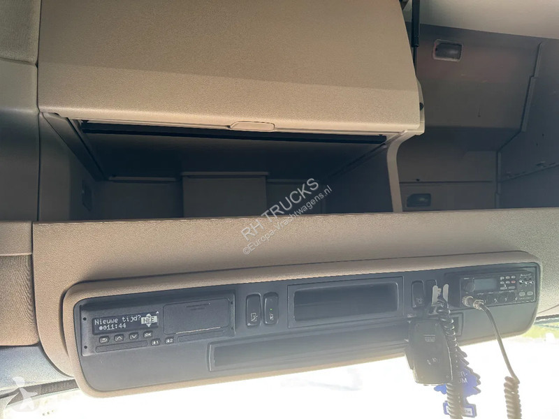 Trekker Scania 4X2 EURO 6 RETARDER SKIRTS TÜV...