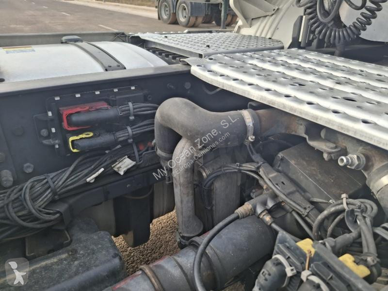 Traktor Scania 580