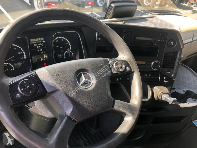 Traktor Mercedes
