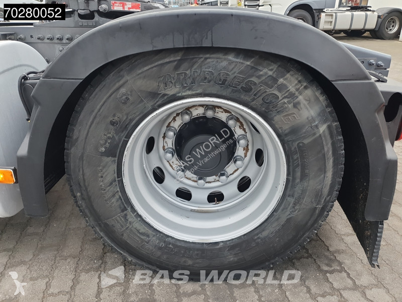 Tractor Volvo FH  FH 4X2 VEB+ 2x Tanks ACC LED