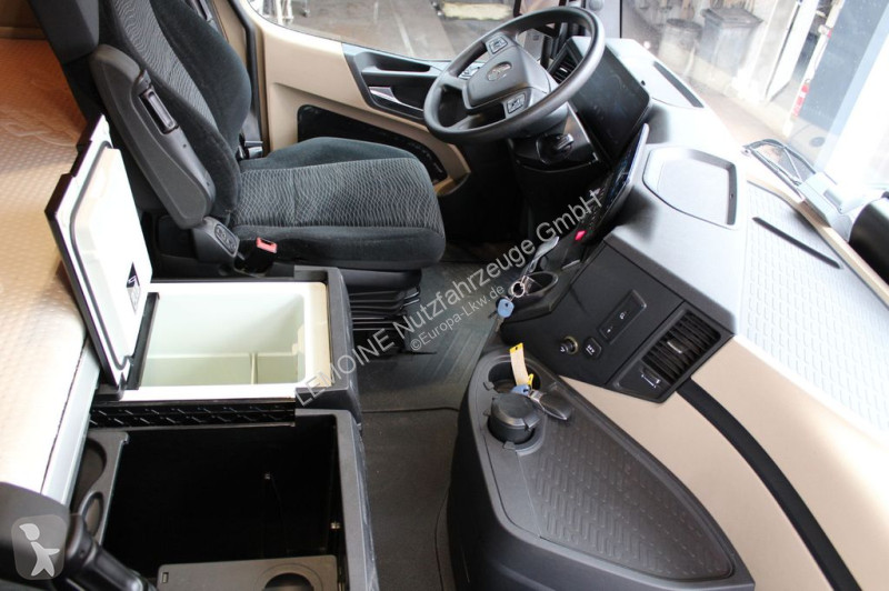 Traktor Mercedes 2551 6x2 BigSpace 68 to...