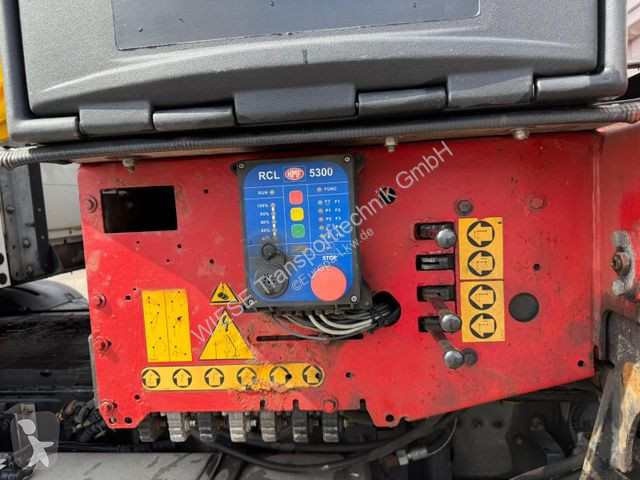 Tahač MAN TGX 6x2 mit HMF 3000-5 Kran TÜV NEU