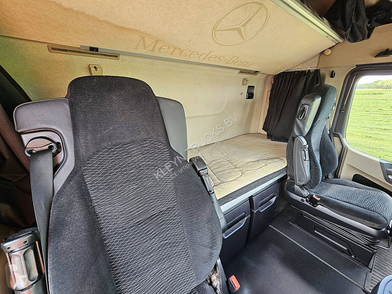 Trattore Stradale Mercedes ACTROS 1845...