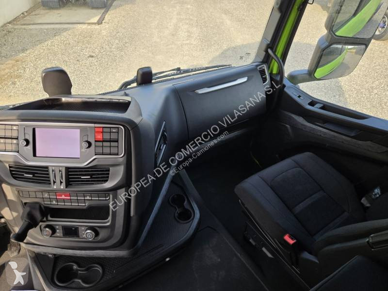 Tracteur Iveco