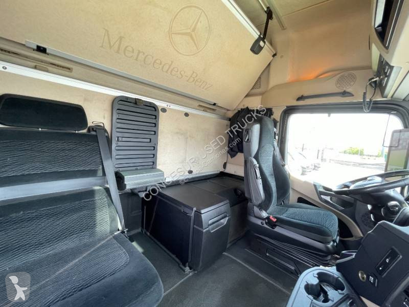 Traktor Mercedes