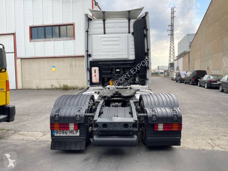 Traktor Mercedes