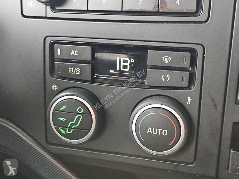 Tahač Volvo 500 I-SAVE LED 2X TANK