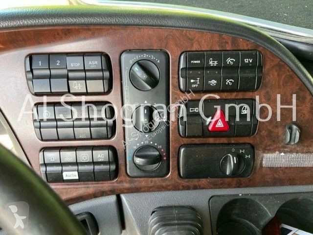 Tahač Mercedes 4155...