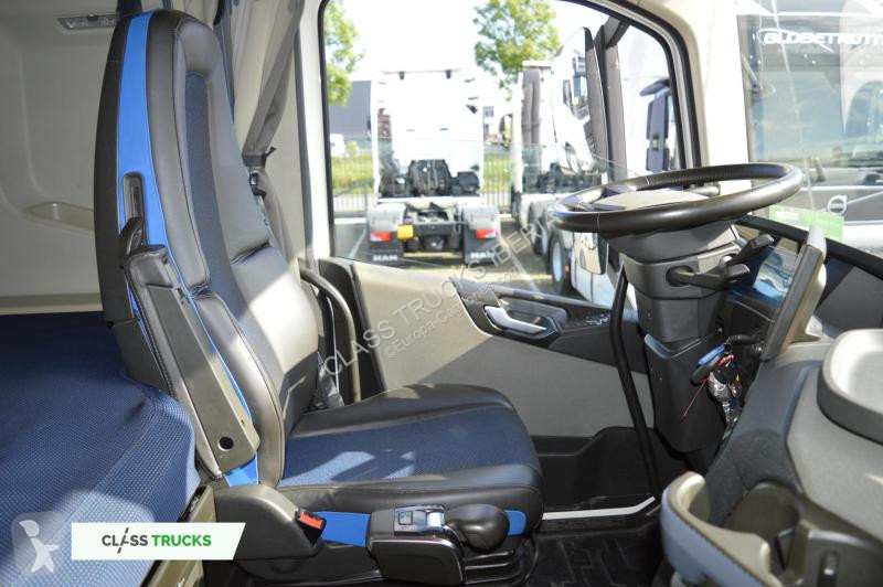 Tahač Volvo 500 Globetrotter XL