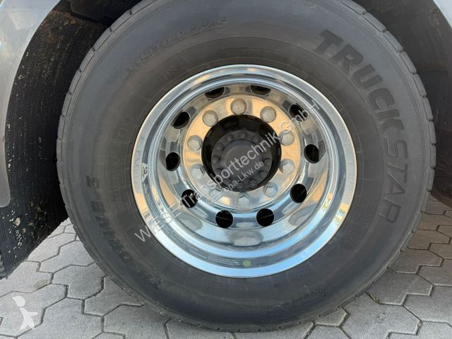 Tahač Volvo 4x2 BL mit Alu Felgen Top gepflegt