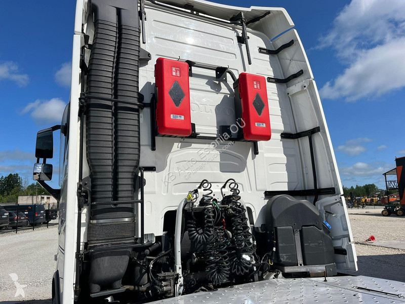 Tahač Volvo 500 6x2 GLOBE XL / ADR / RETARDER /...