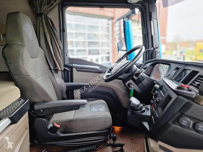 Traktor MAN 26.510 6x2 XLX - Full spoiler - Led...