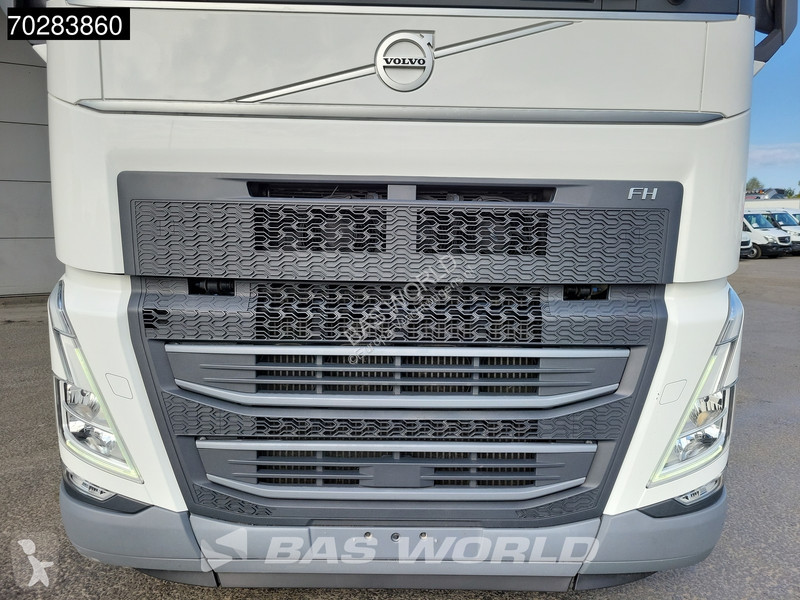 Traktor Volvo 500 4X2 2x Tanks VEB+ I-Park Cool...